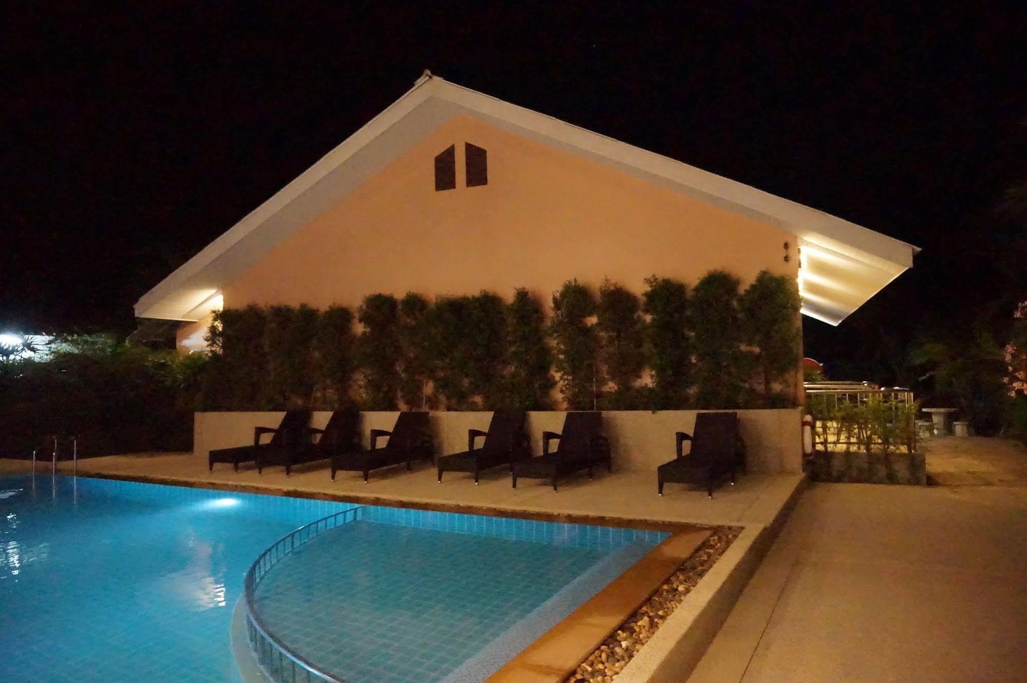Snowhouse Aonang Krabi Hotel Ao Nang Eksteriør billede